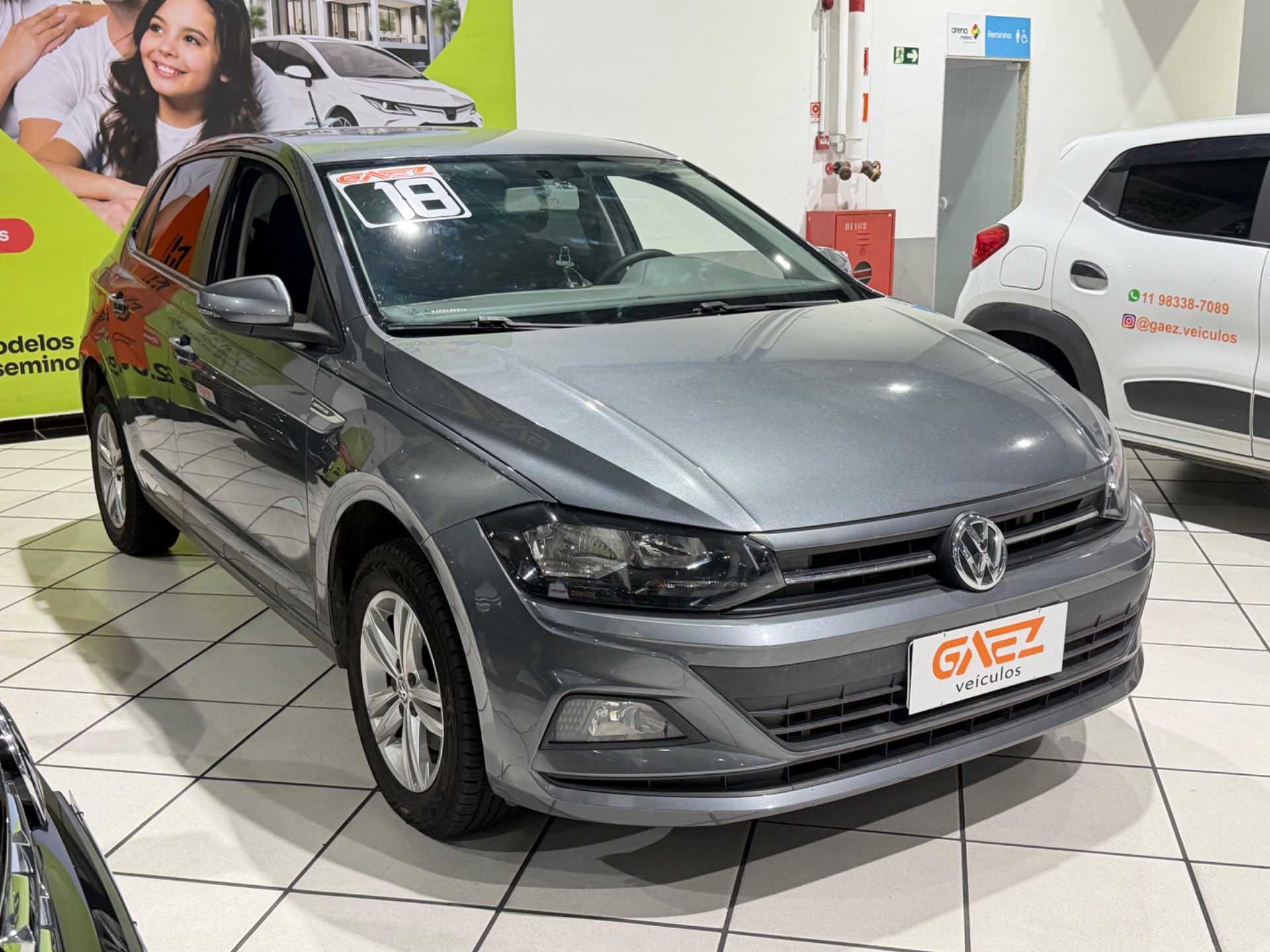 VOLKSWAGEN POLO