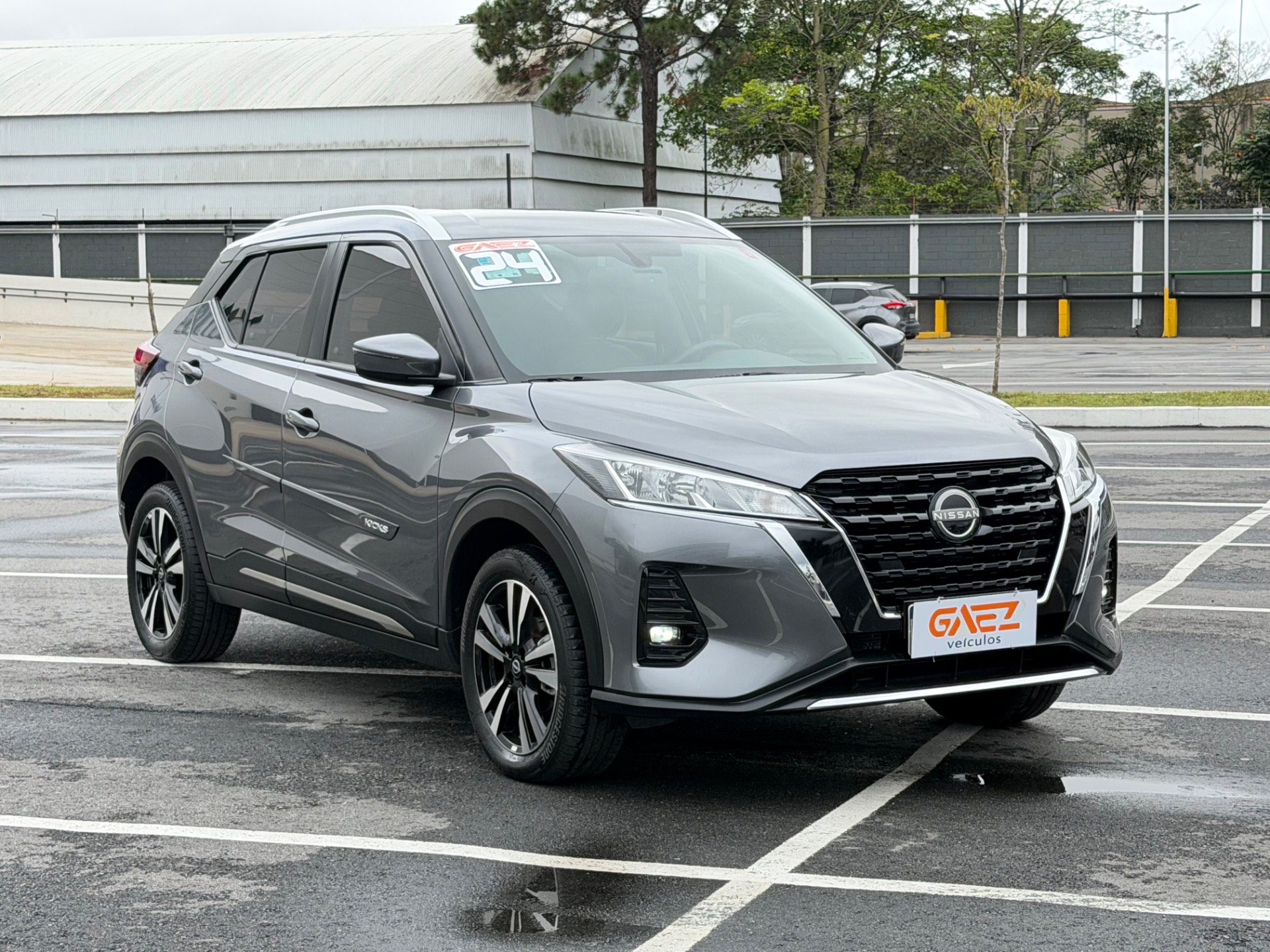 NISSAN KICKS