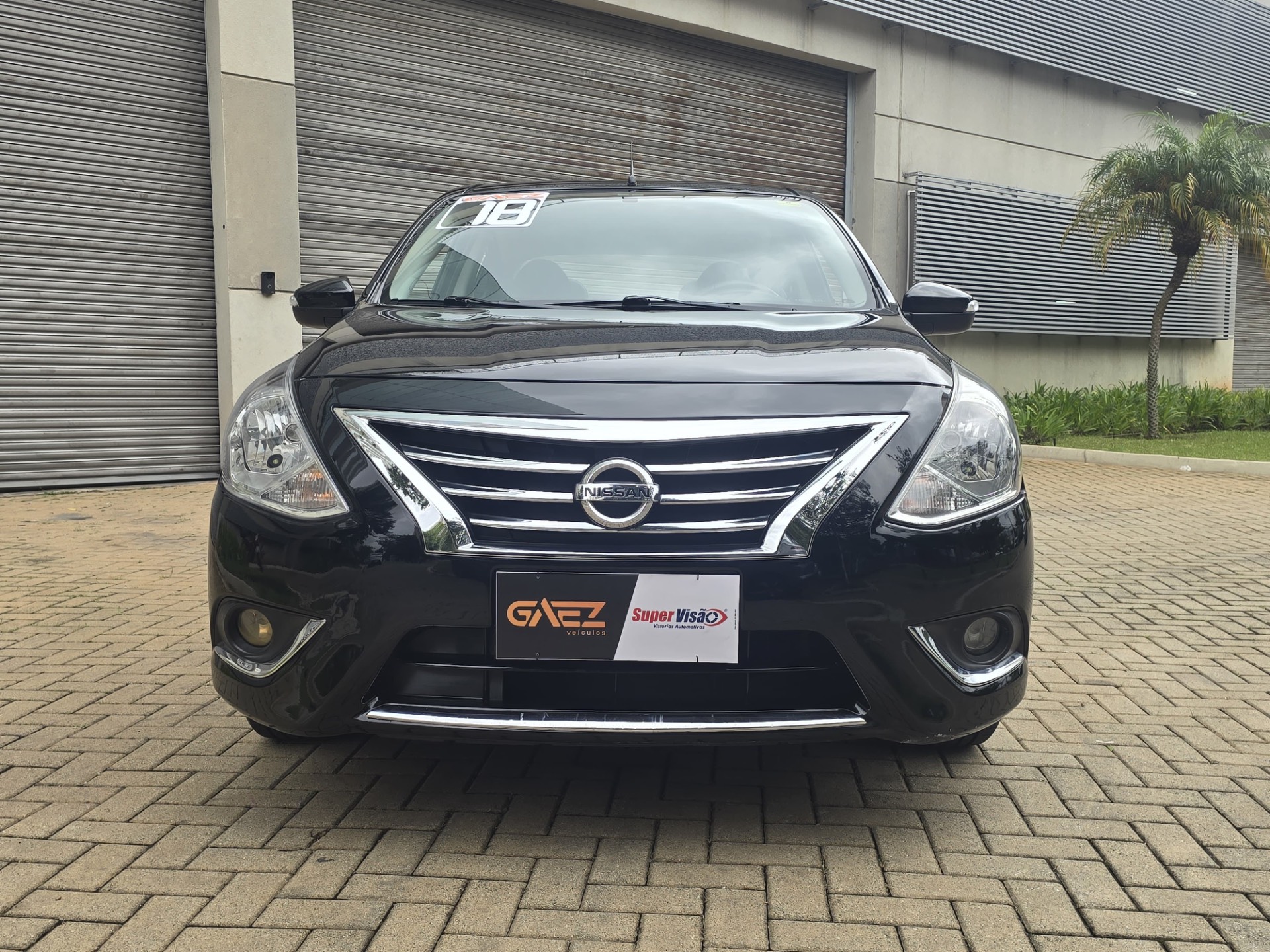 NISSAN VERSA