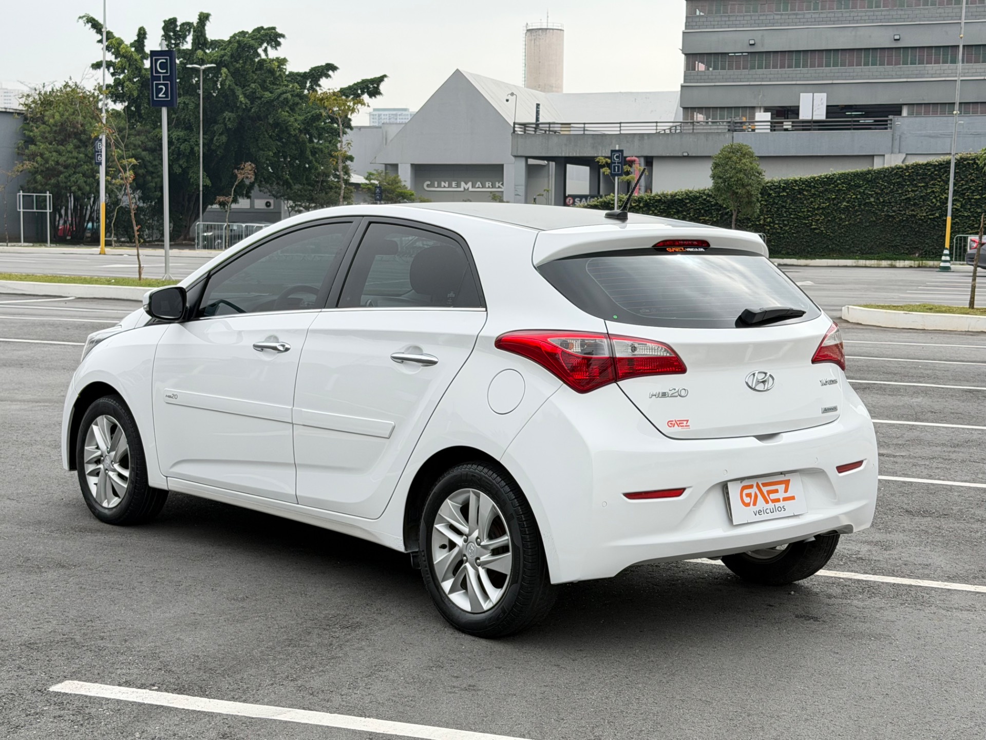 HYUNDAI HB20