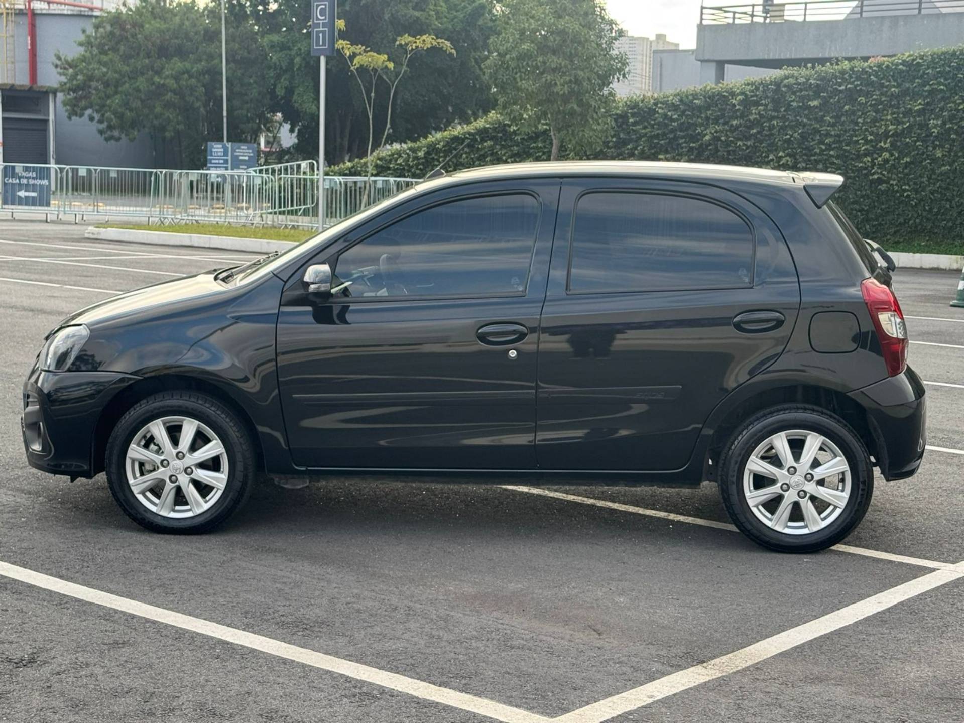 TOYOTA ETIOS