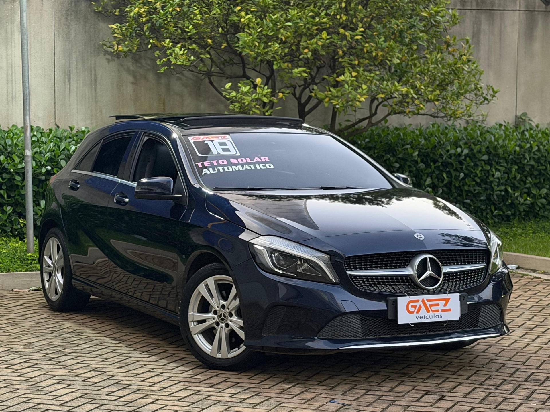 MERCEDES-BENZ A 200