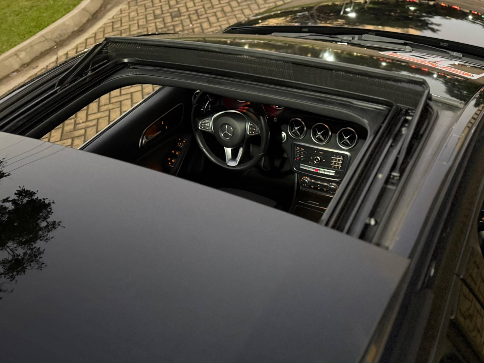 MERCEDES-BENZ A 200