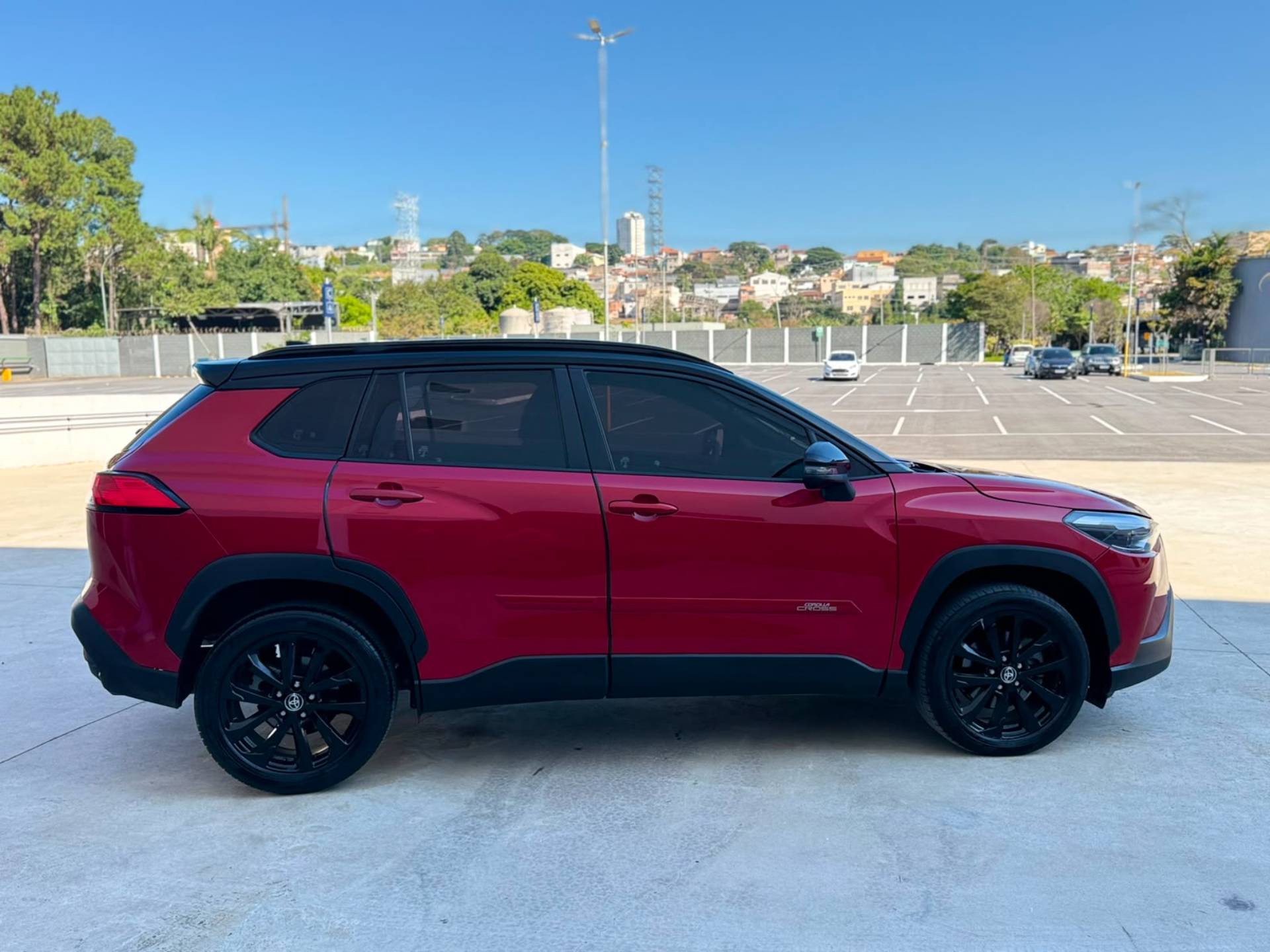 TOYOTA COROLLA CROSS