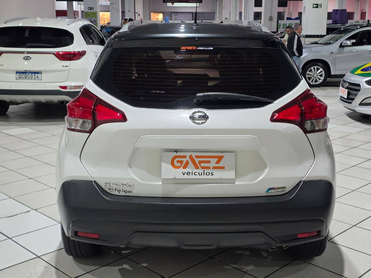 NISSAN KICKS
