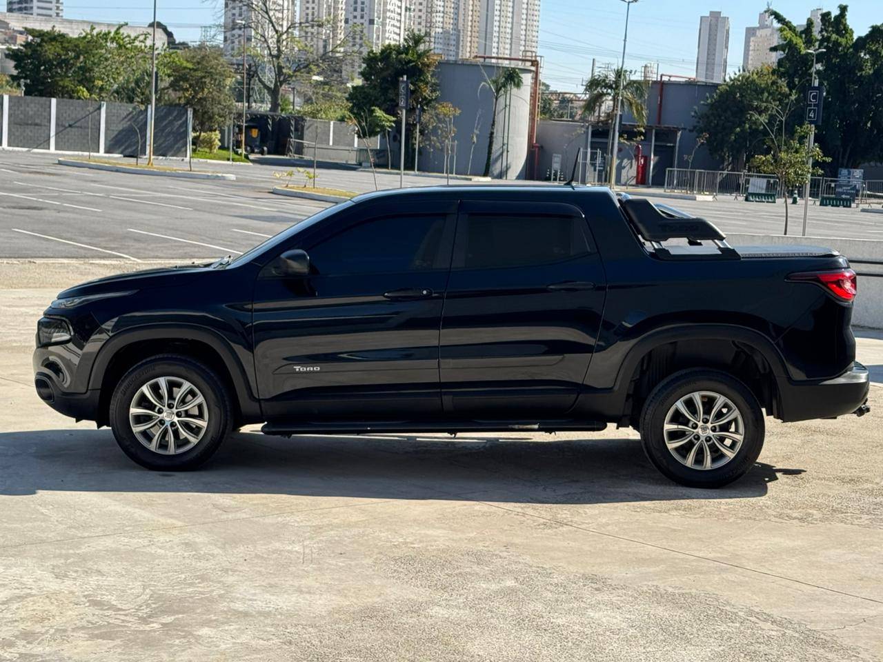 FIAT TORO