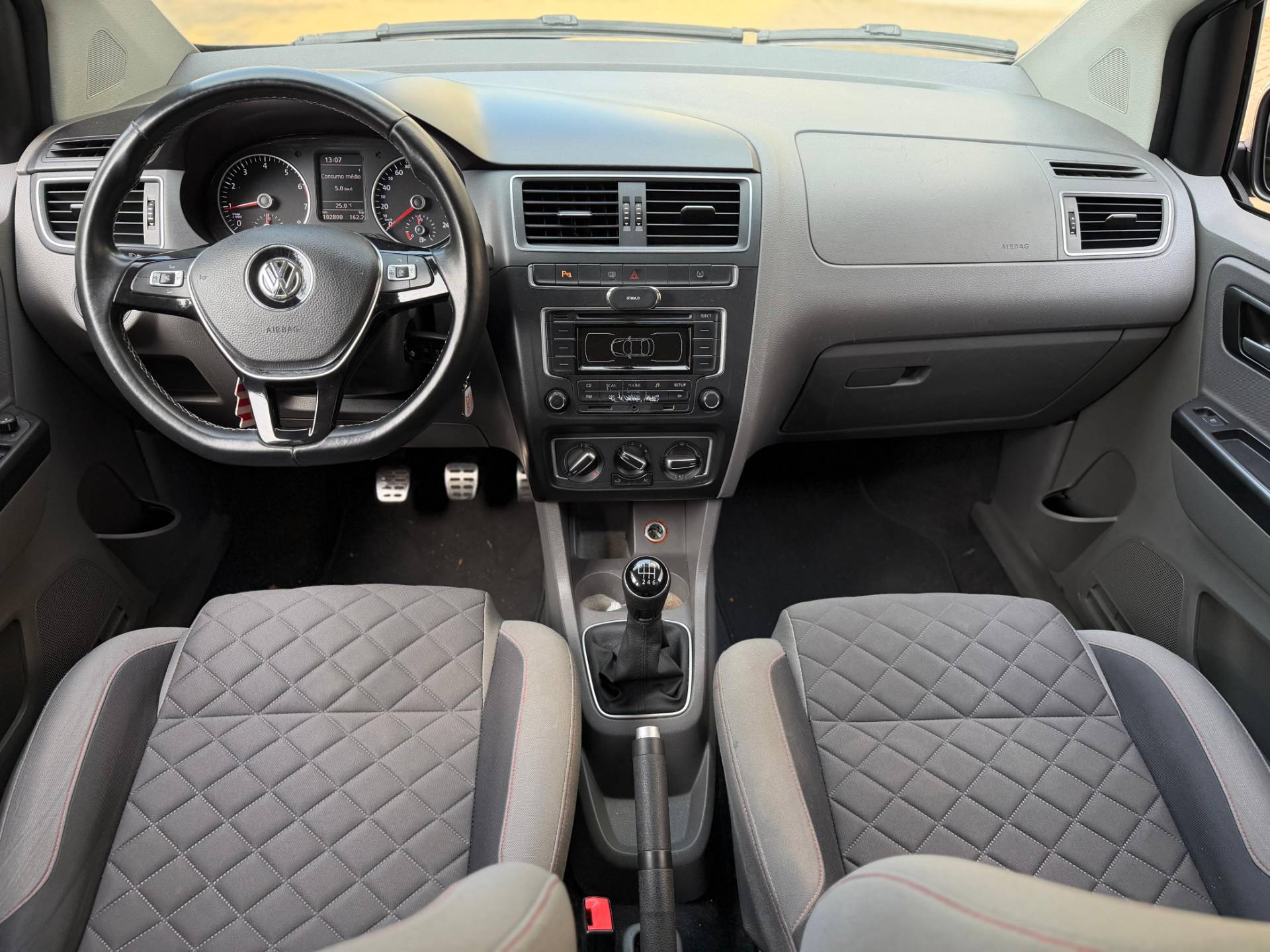 VOLKSWAGEN FOX