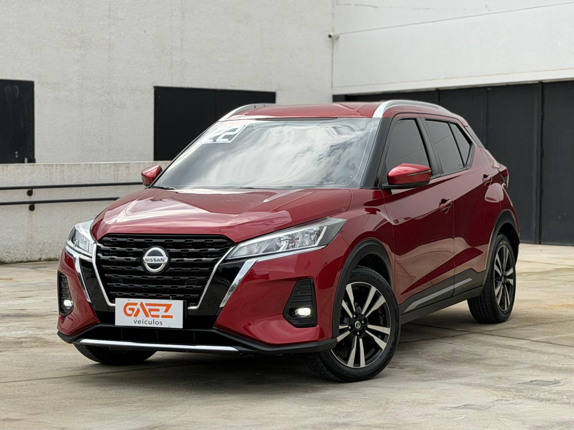 NISSAN KICKS