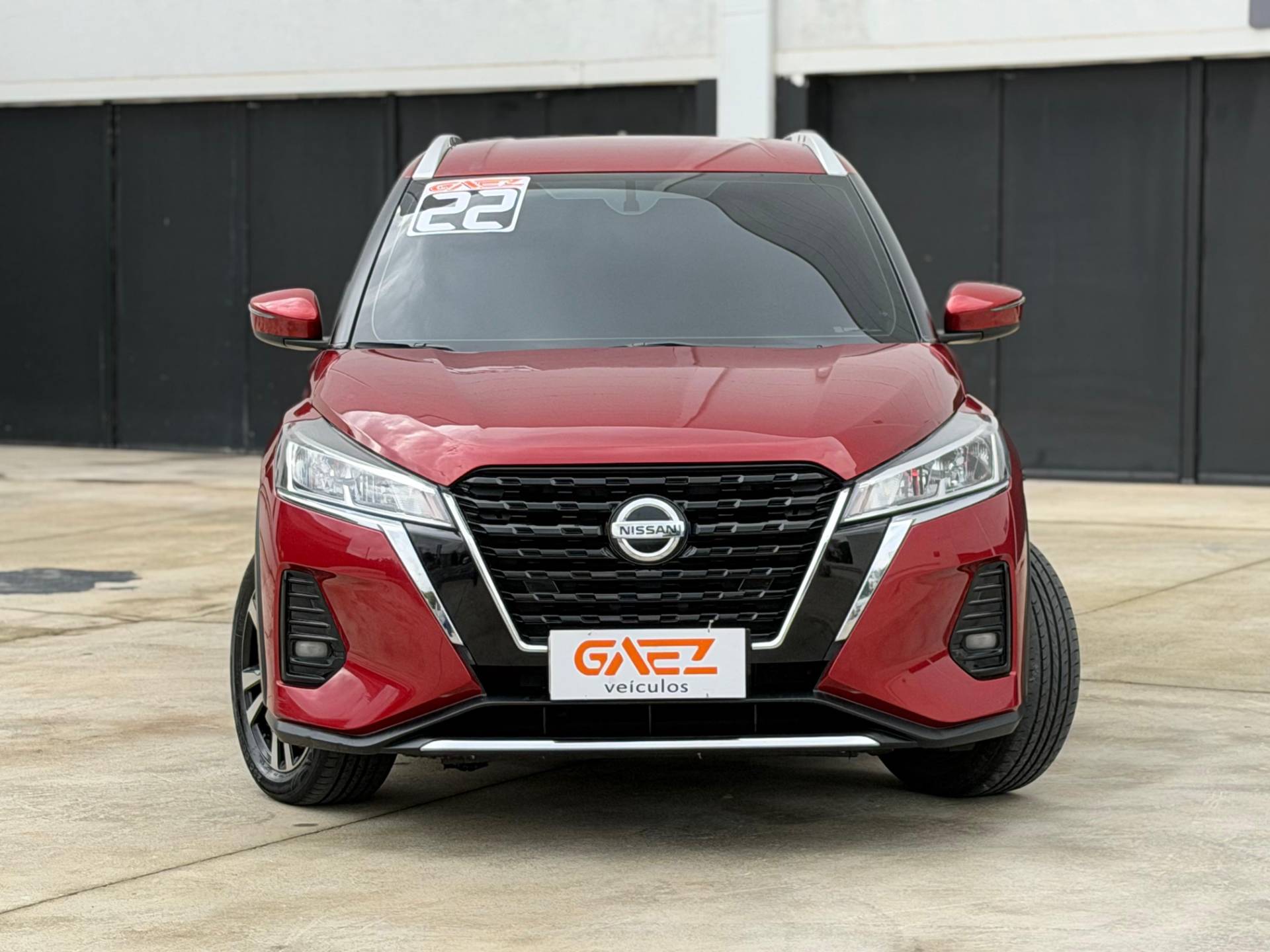 NISSAN KICKS
