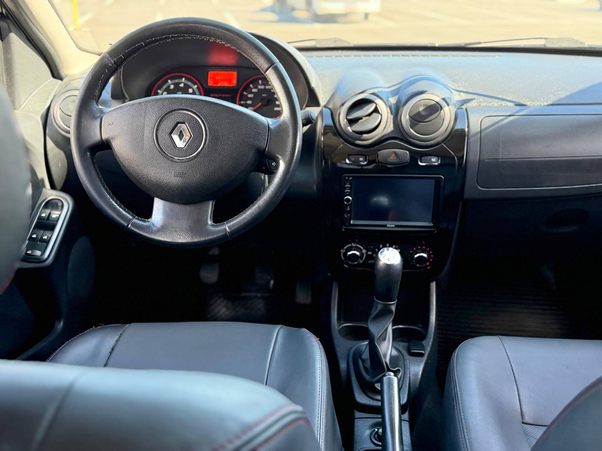 RENAULT SANDERO