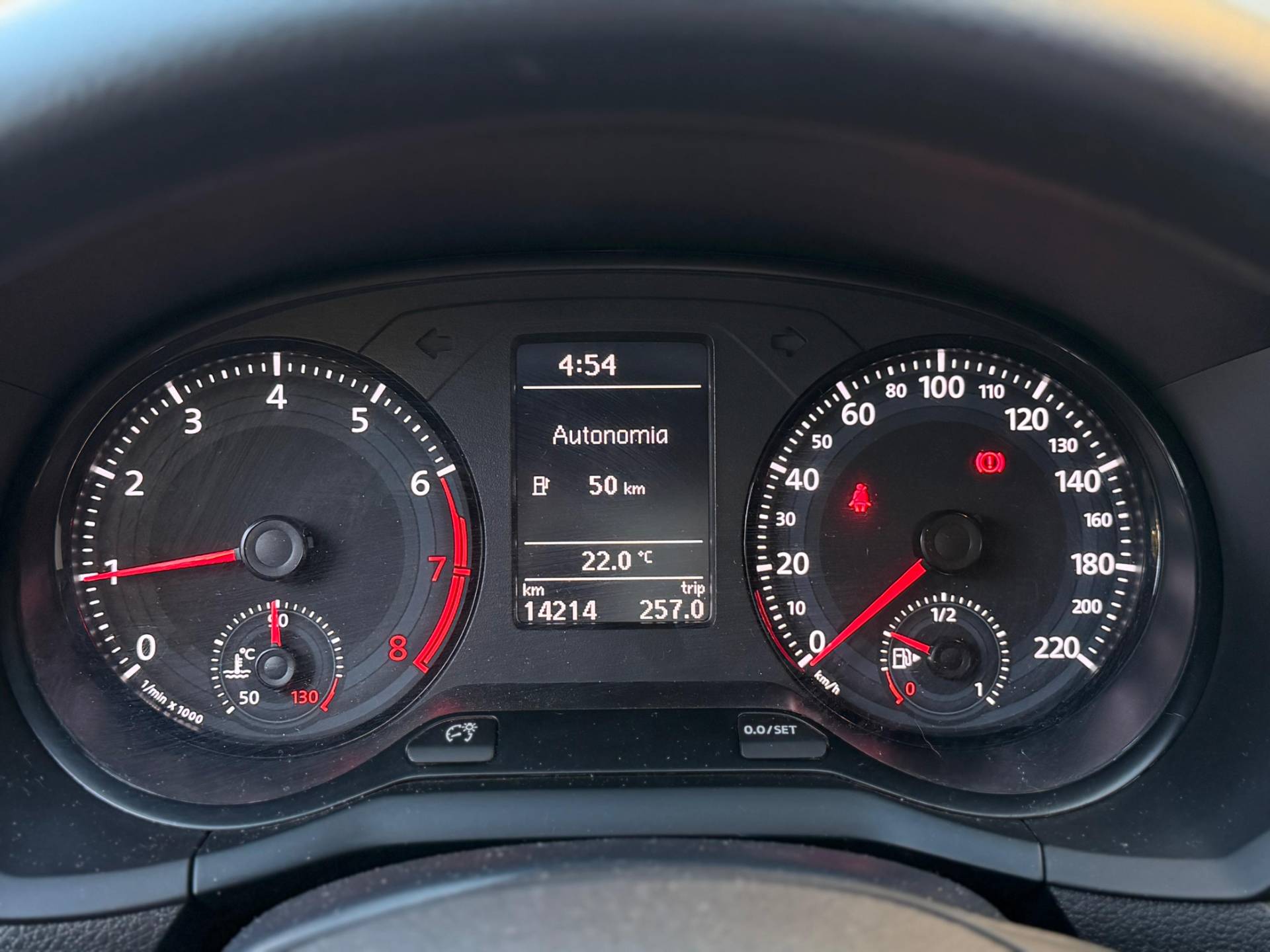 VOLKSWAGEN VOYAGE