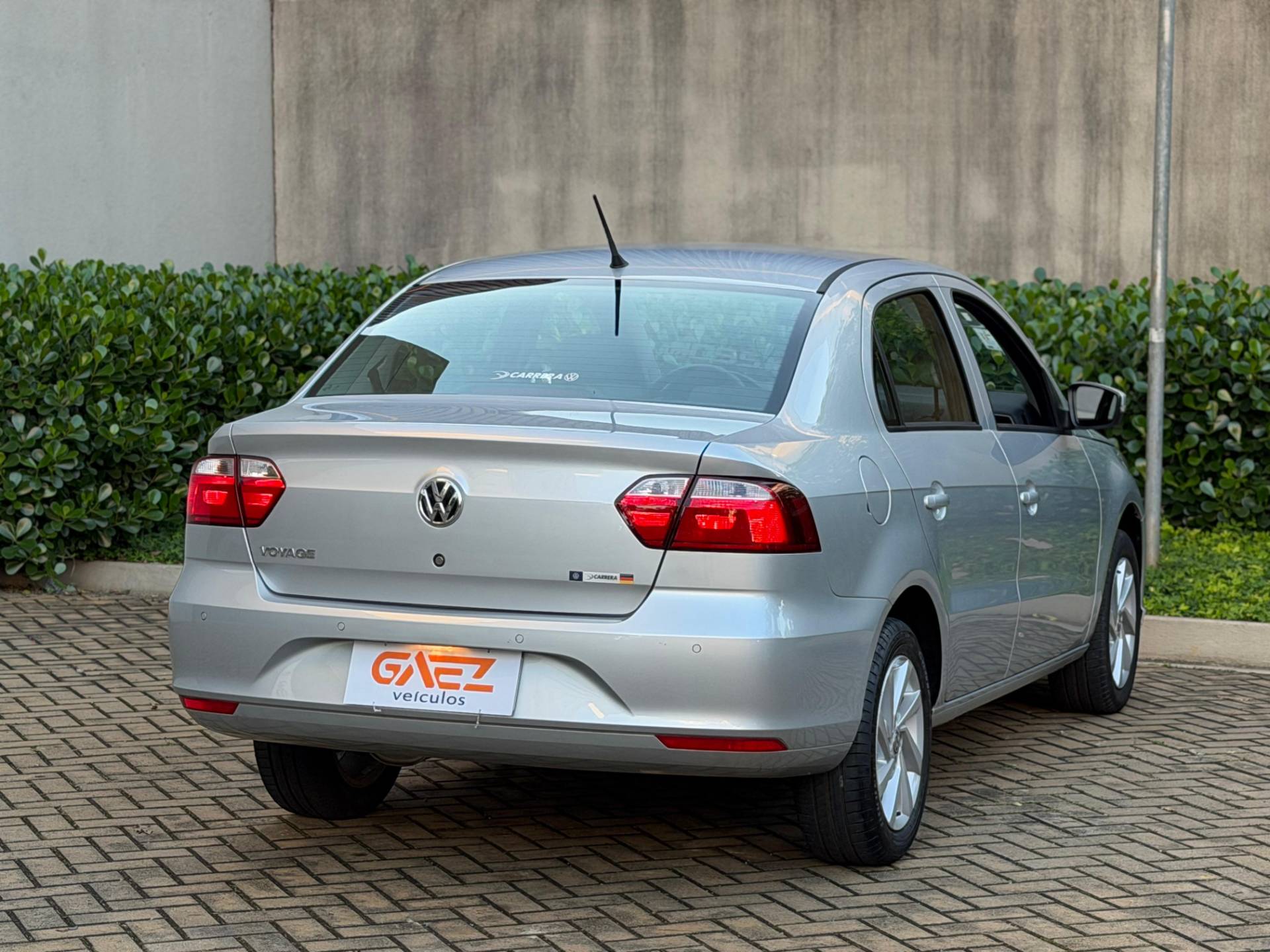 VOLKSWAGEN VOYAGE