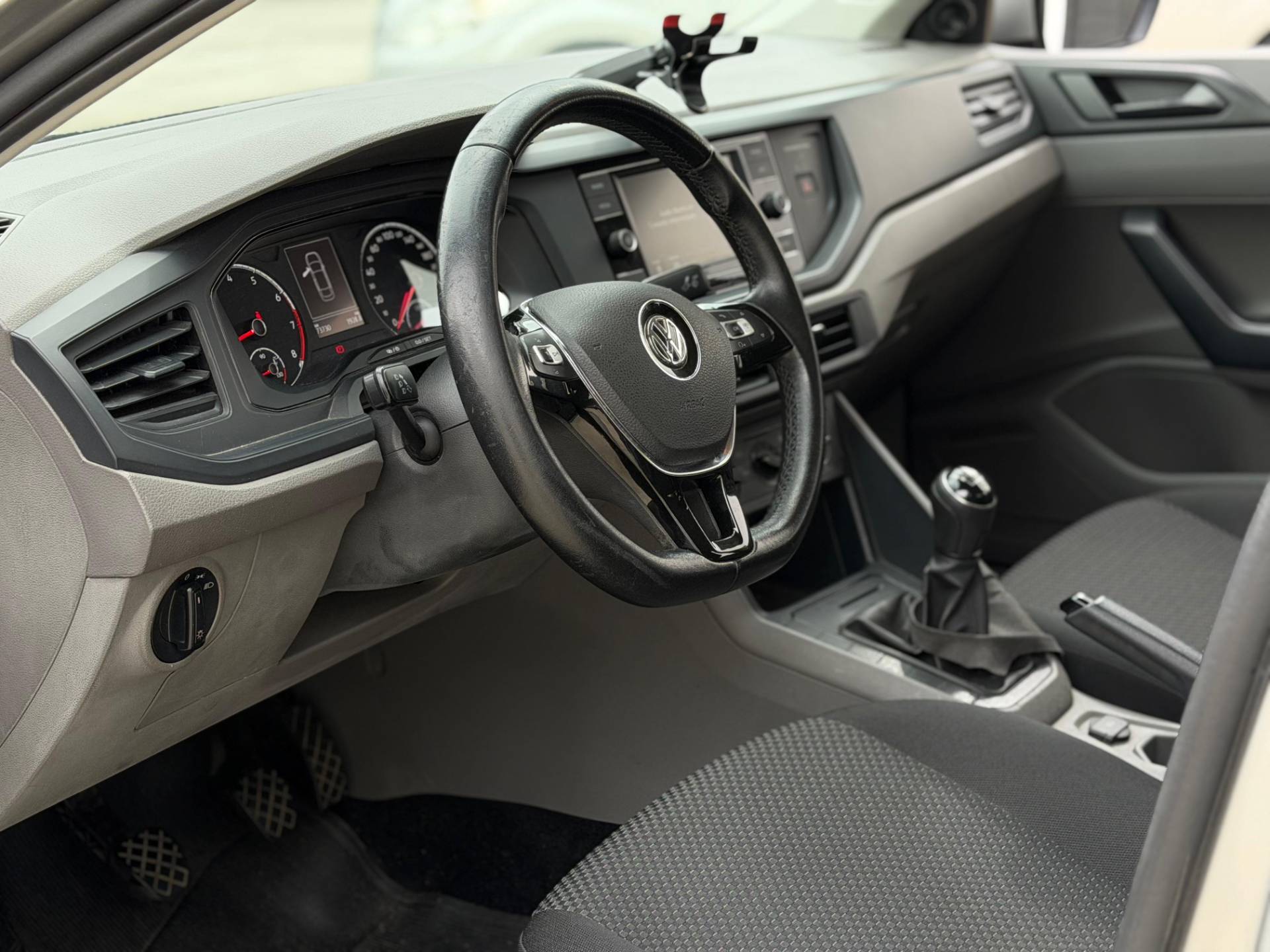 VOLKSWAGEN VIRTUS