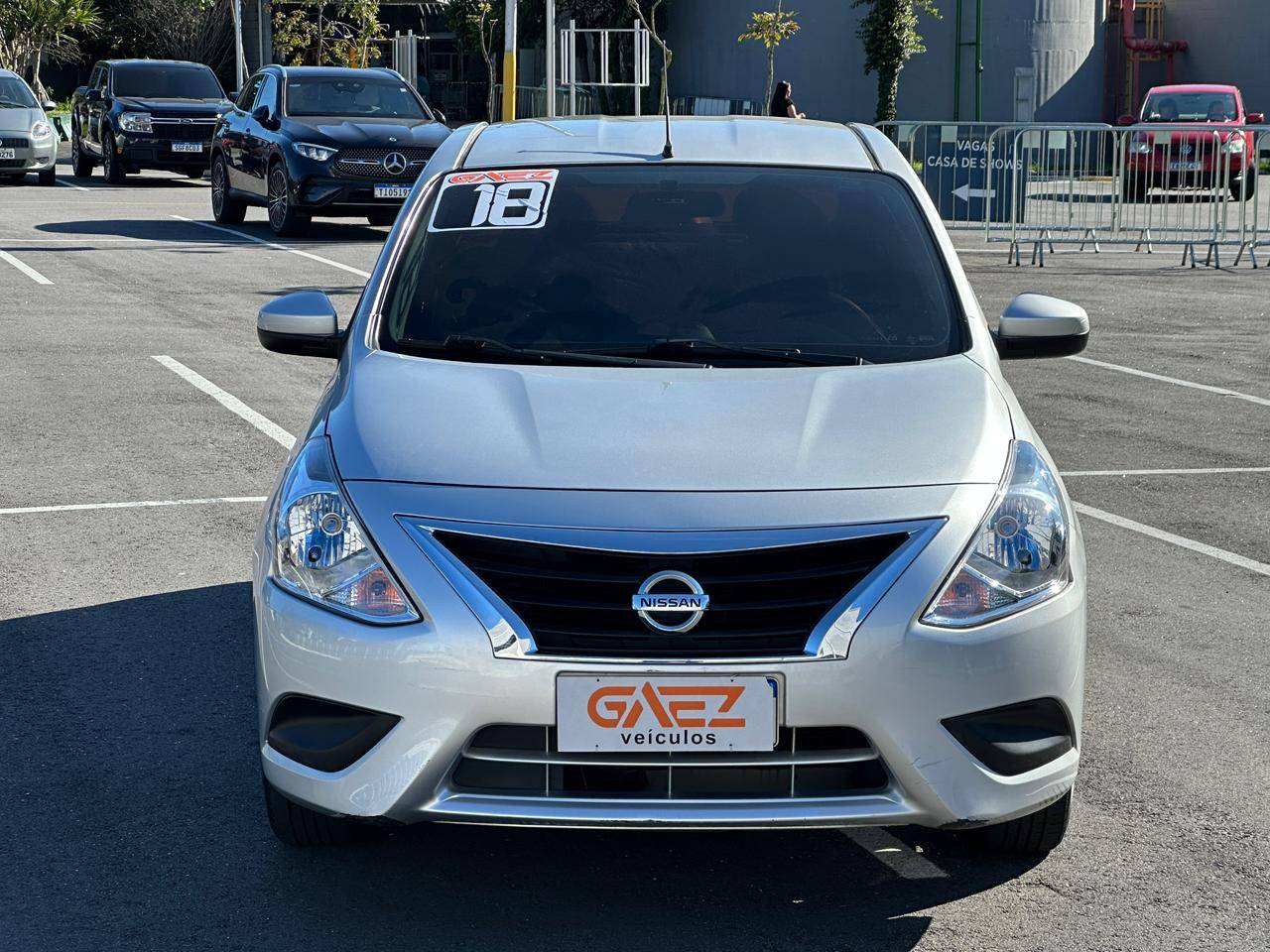NISSAN VERSA