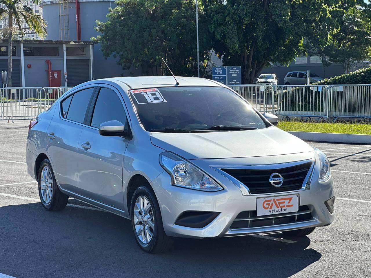 NISSAN VERSA