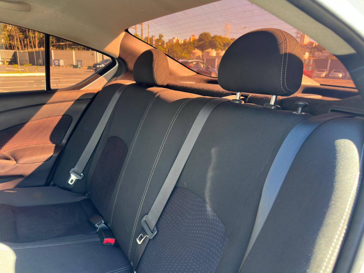 NISSAN VERSA