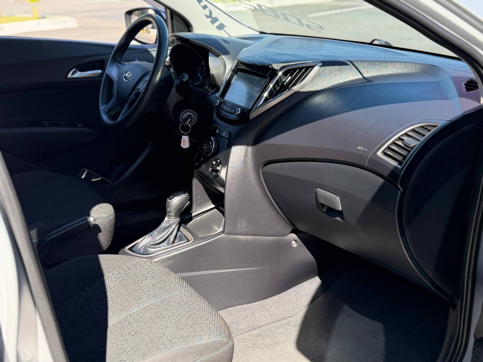 HYUNDAI HB20X