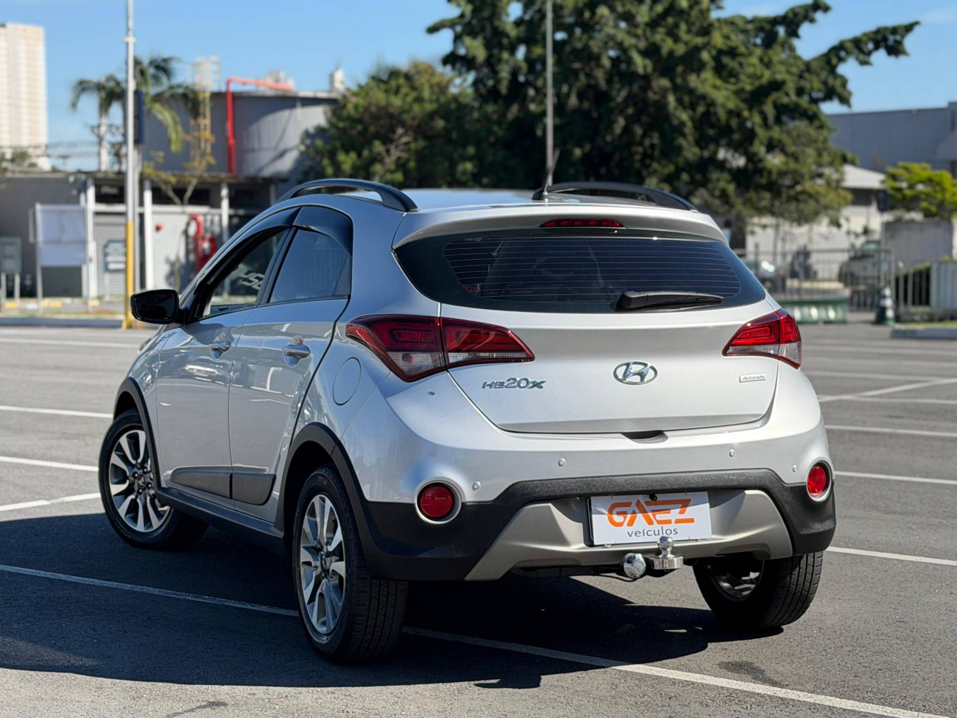 HYUNDAI HB20X