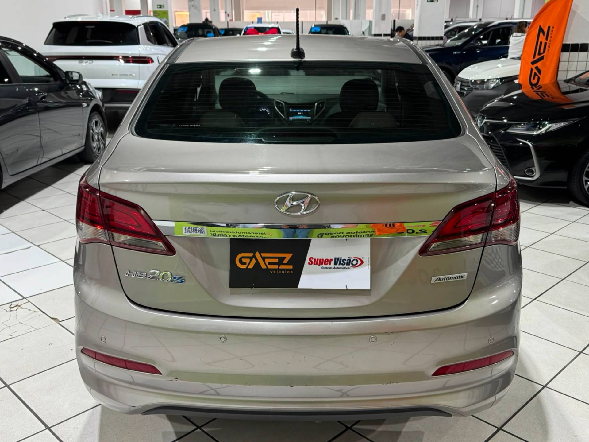 HYUNDAI HB20