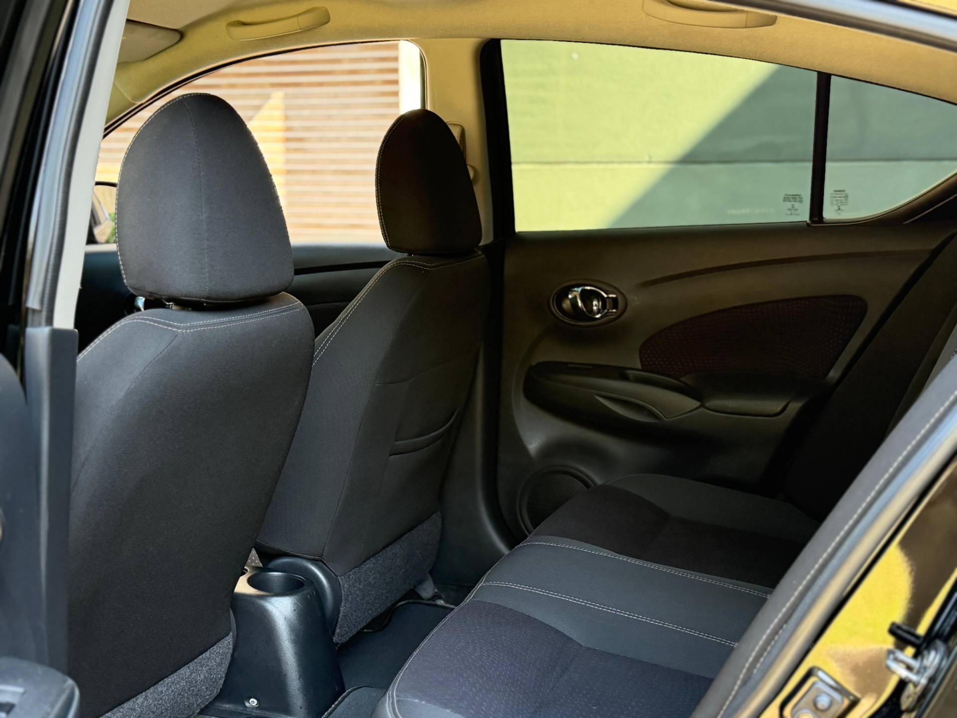 NISSAN VERSA