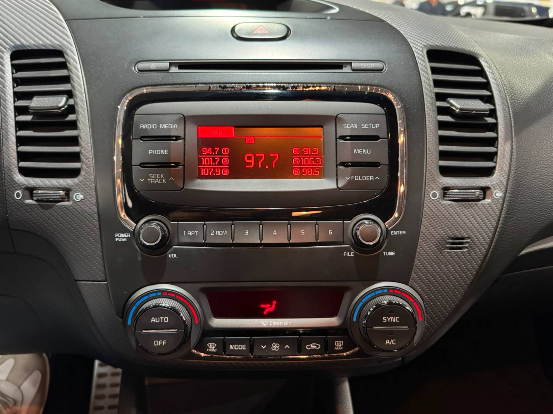 KIA CERATO