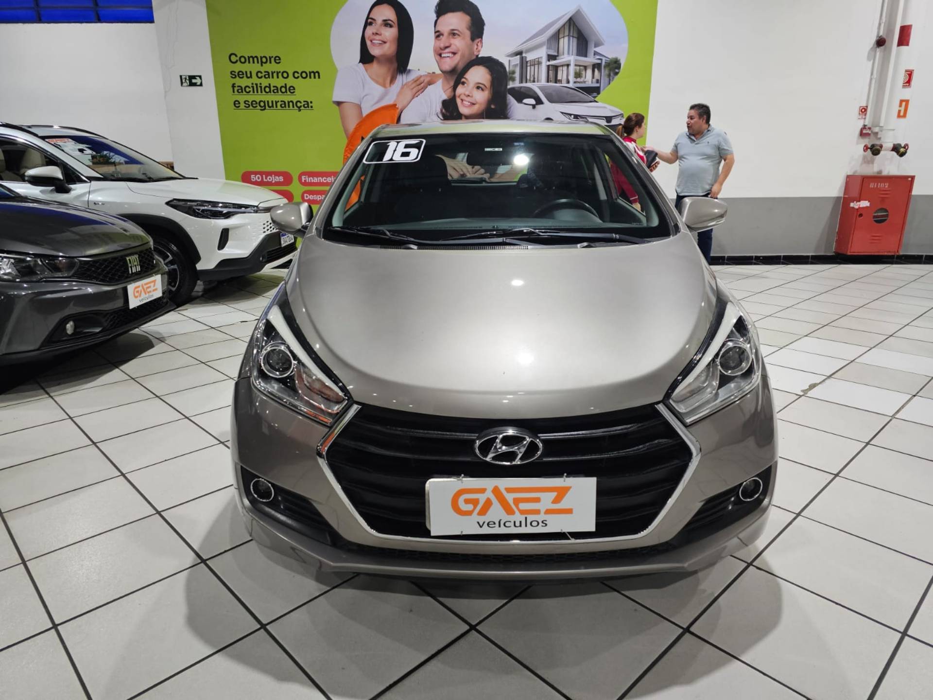 HYUNDAI HB20