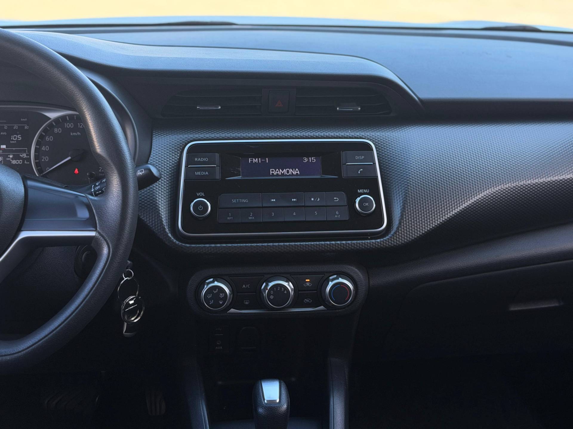 NISSAN KICKS