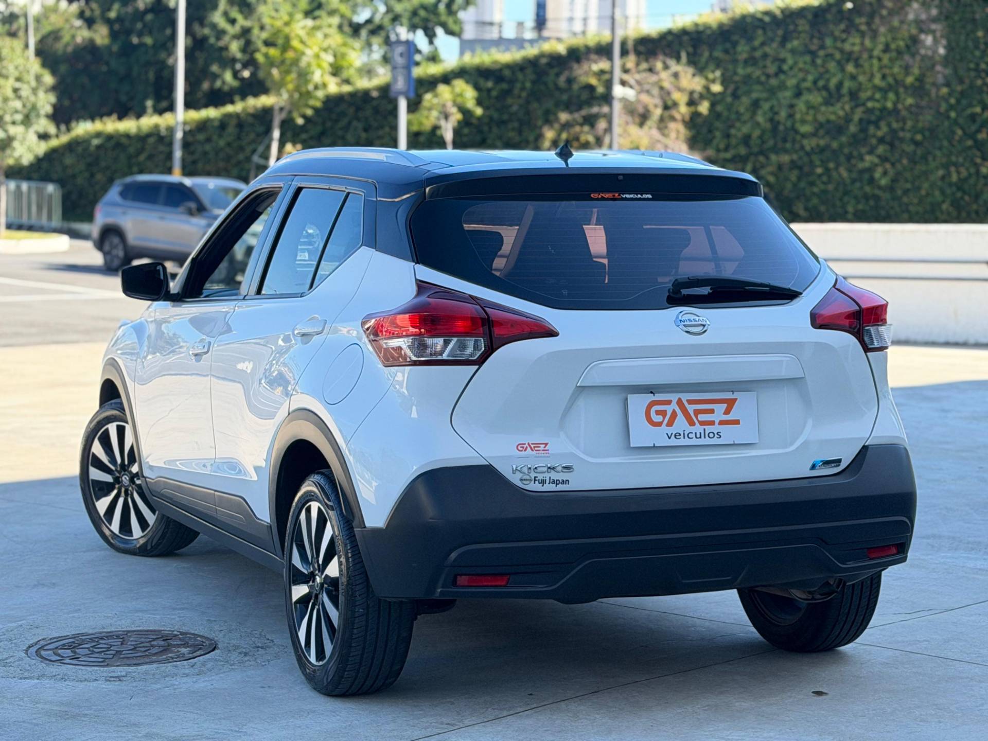 NISSAN KICKS