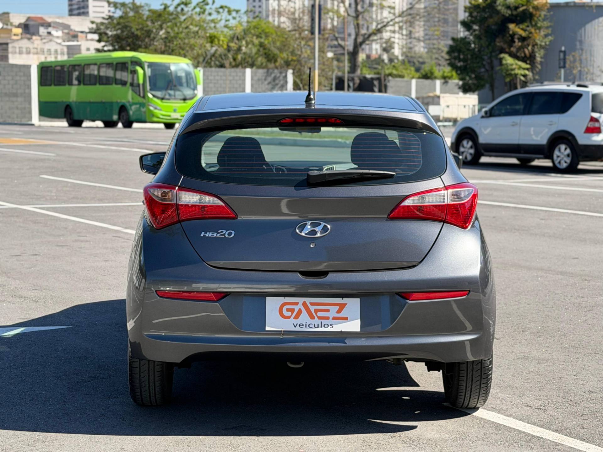 HYUNDAI HB20