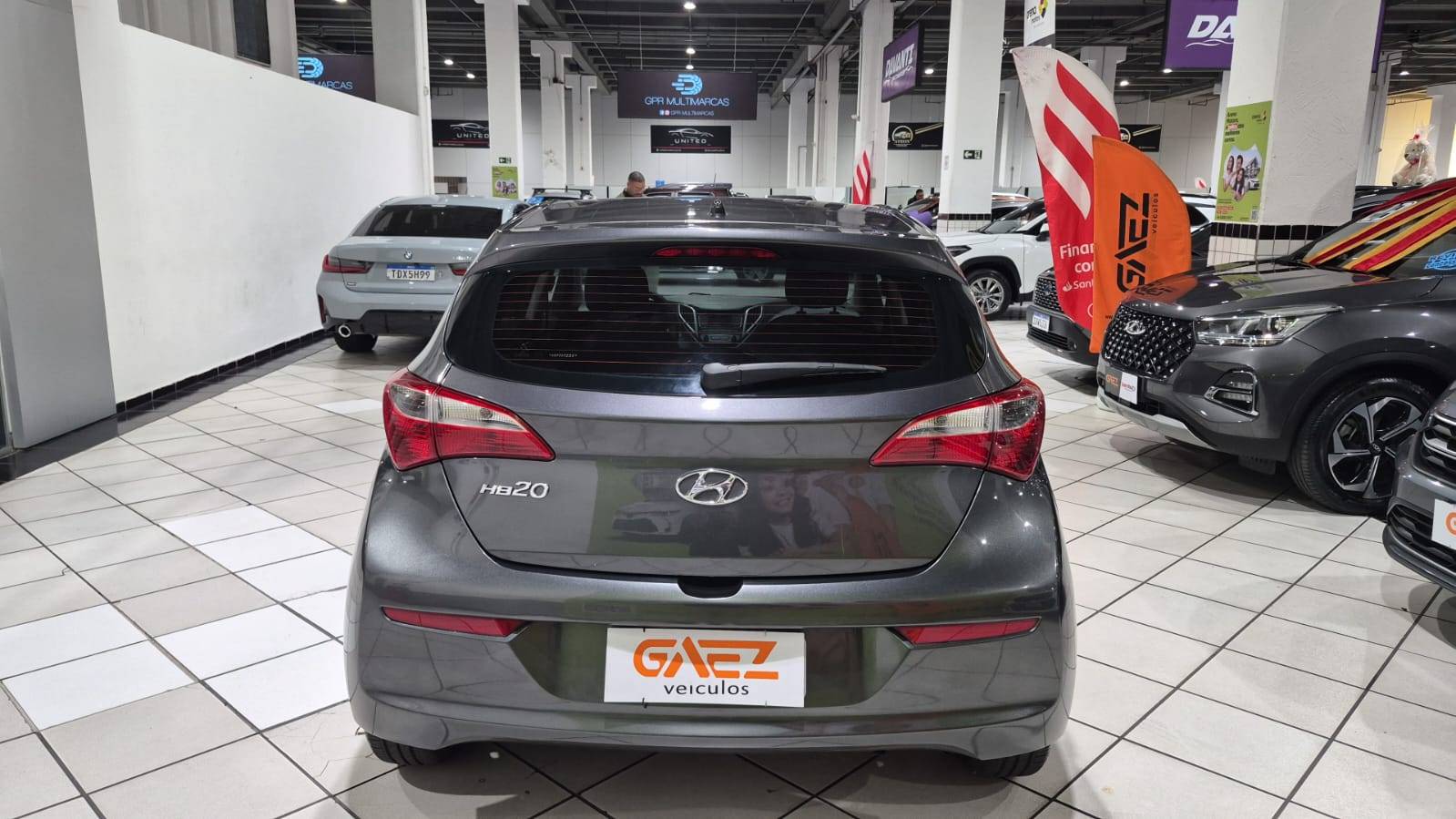 HYUNDAI HB20