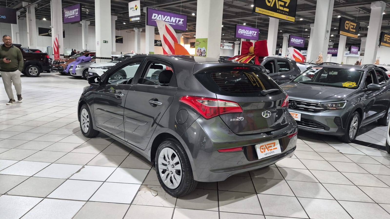 HYUNDAI HB20