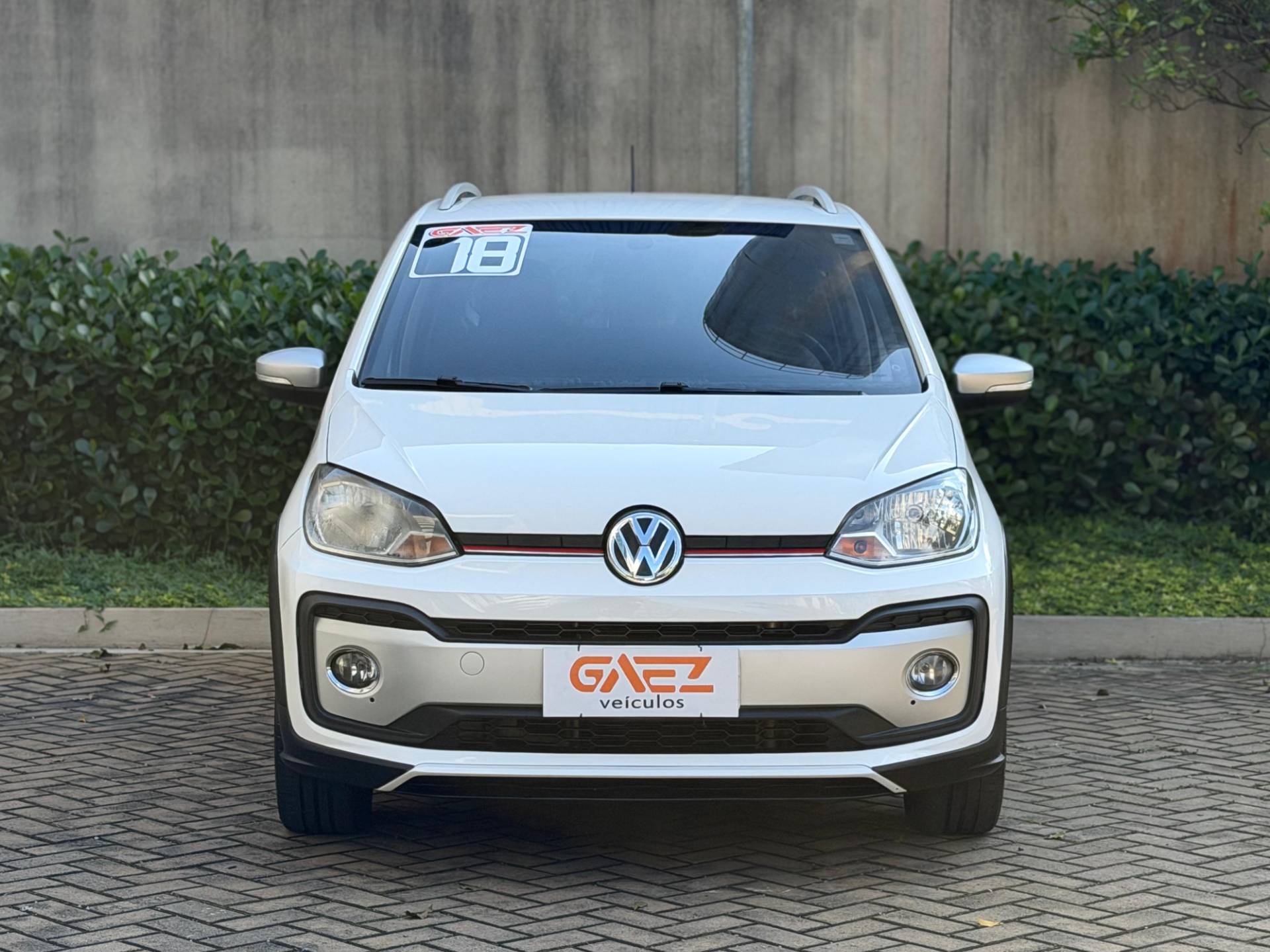 VOLKSWAGEN CROSS UP