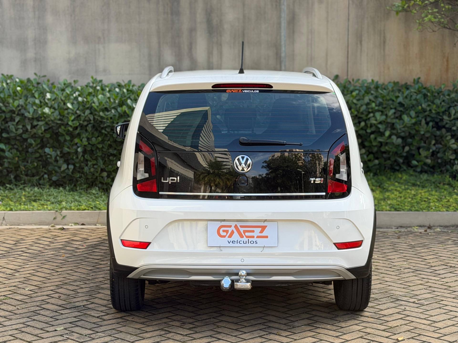 VOLKSWAGEN CROSS UP