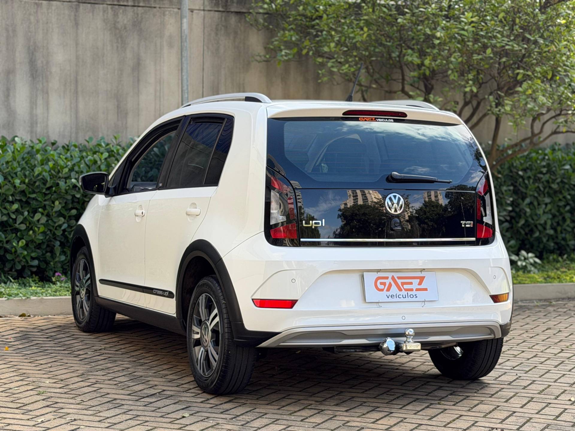 VOLKSWAGEN CROSS UP