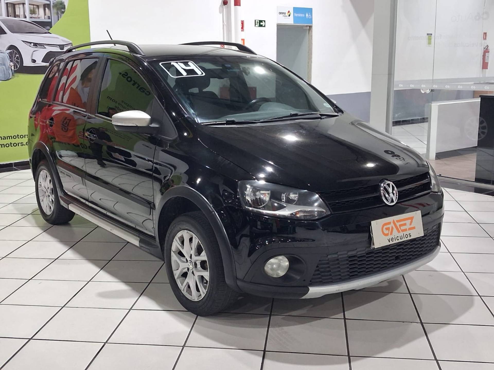 VOLKSWAGEN SPACE CROSS