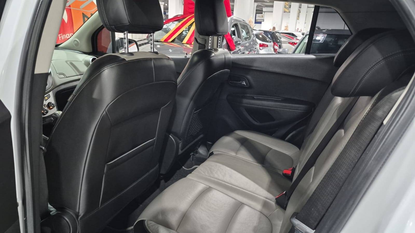 CHEVROLET TRACKER