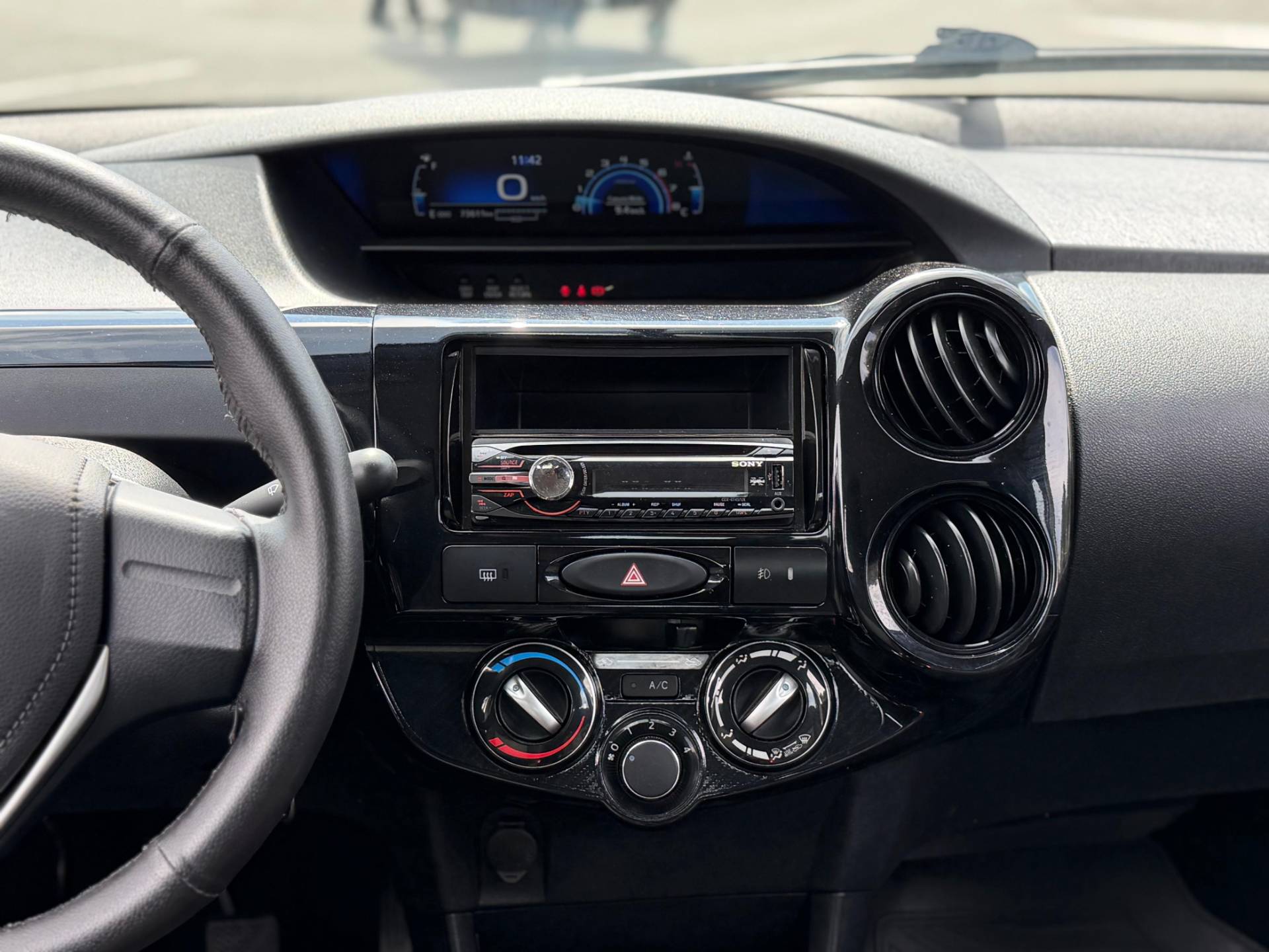 TOYOTA ETIOS