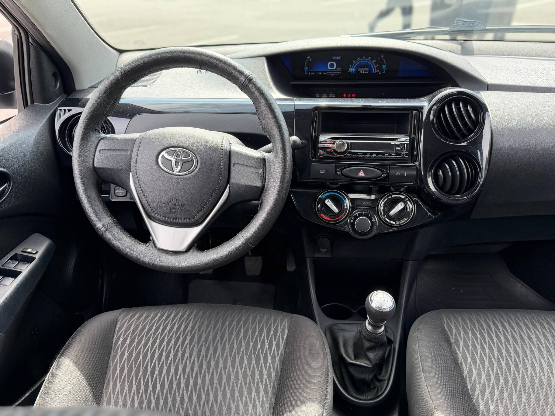 TOYOTA ETIOS