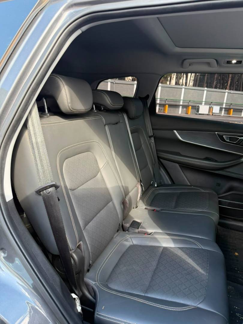 CHERY TIGGO 8