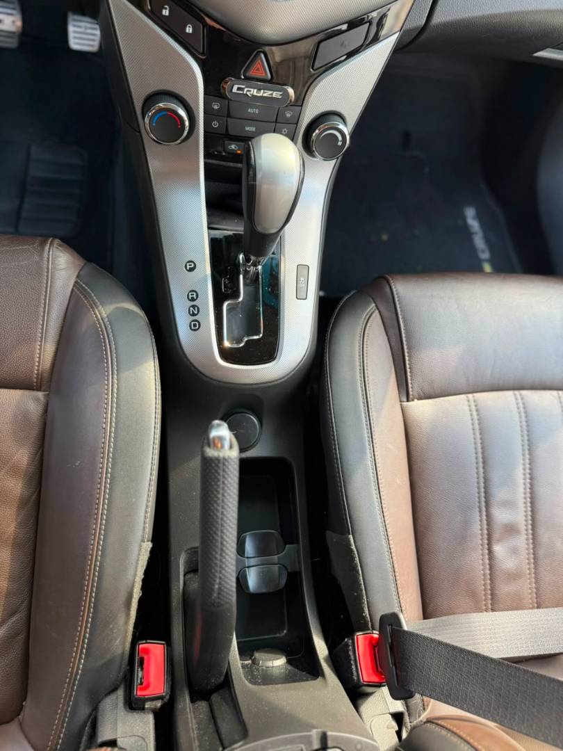 CHEVROLET CRUZE