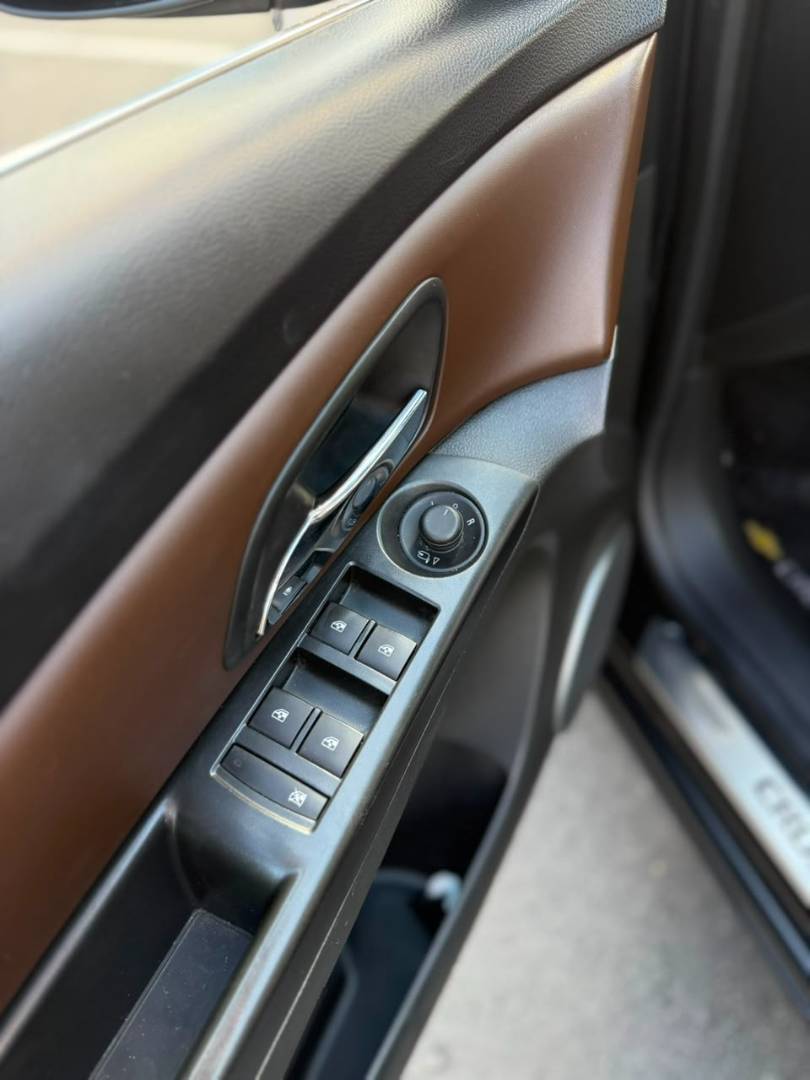 CHEVROLET CRUZE