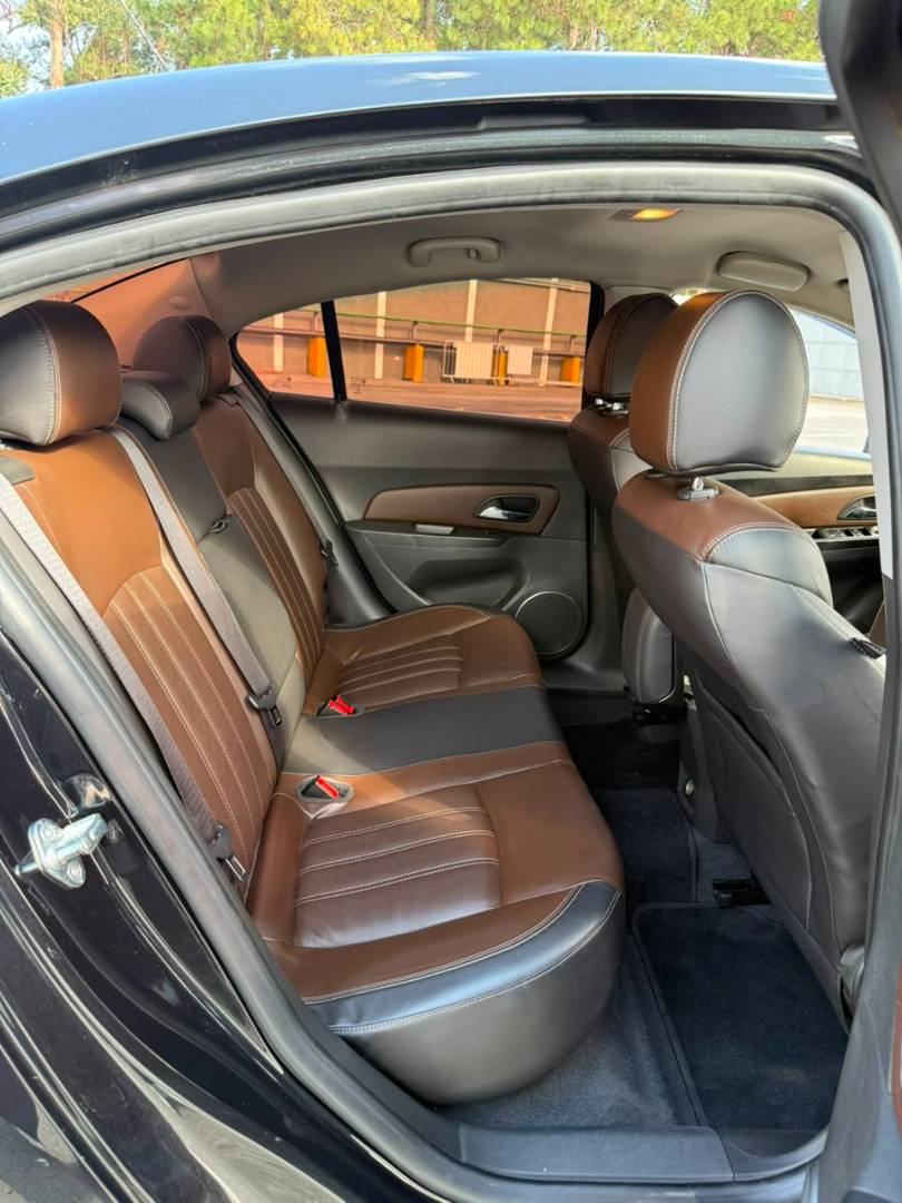 CHEVROLET CRUZE