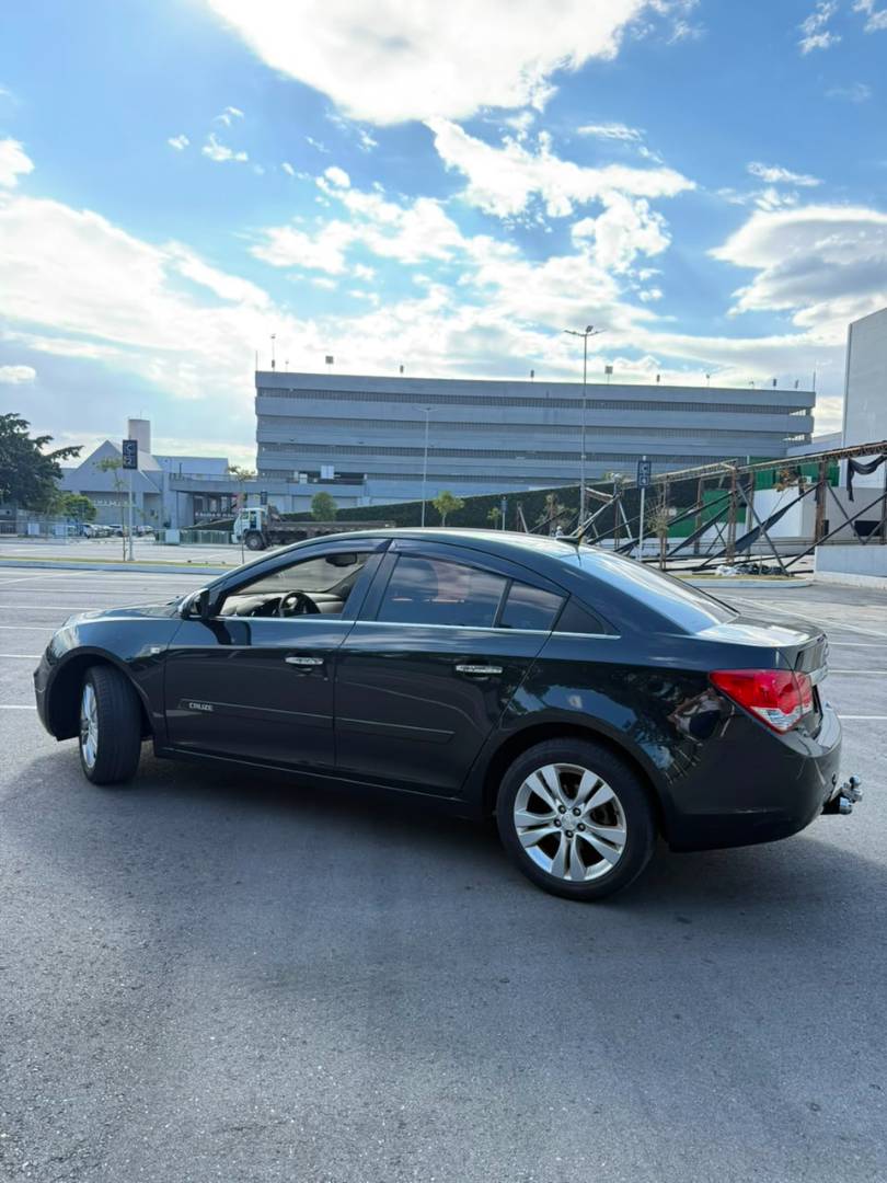 CHEVROLET CRUZE
