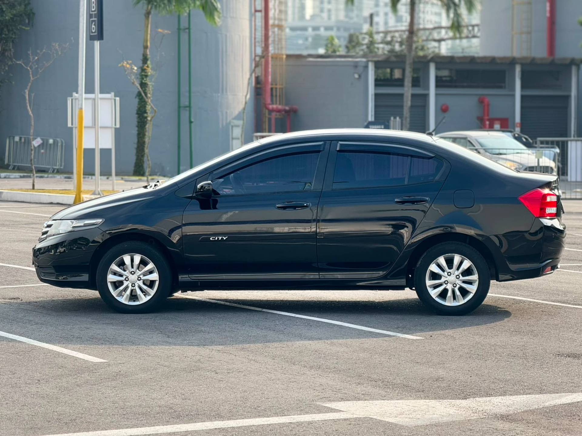 HONDA CITY