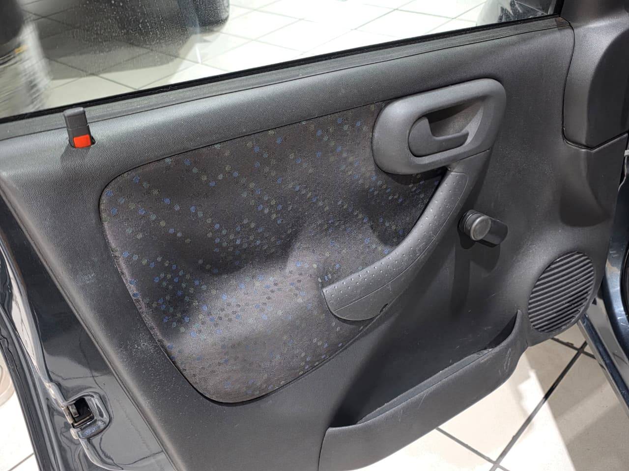 CHEVROLET CORSA