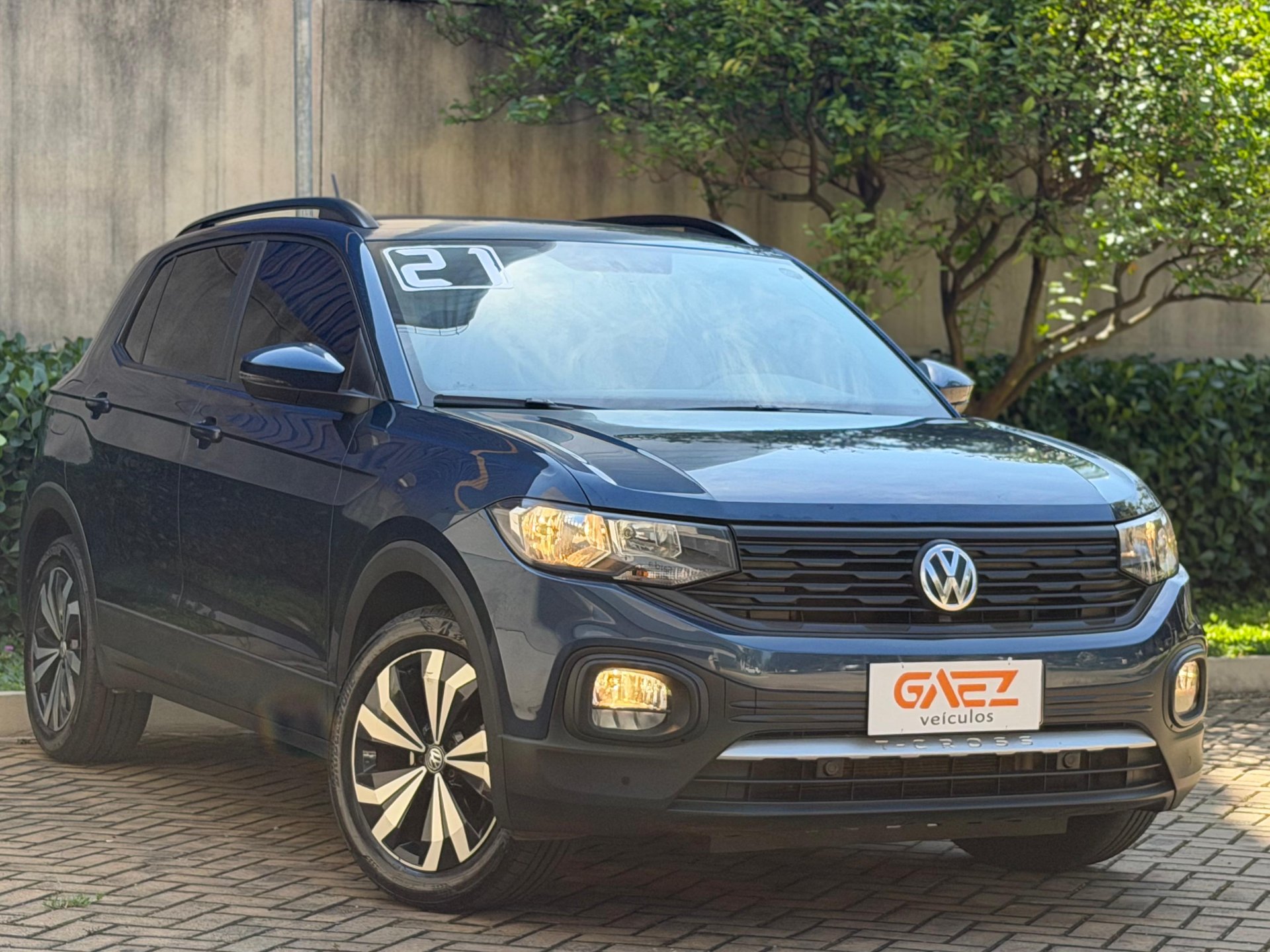 VOLKSWAGEN T-CROSS