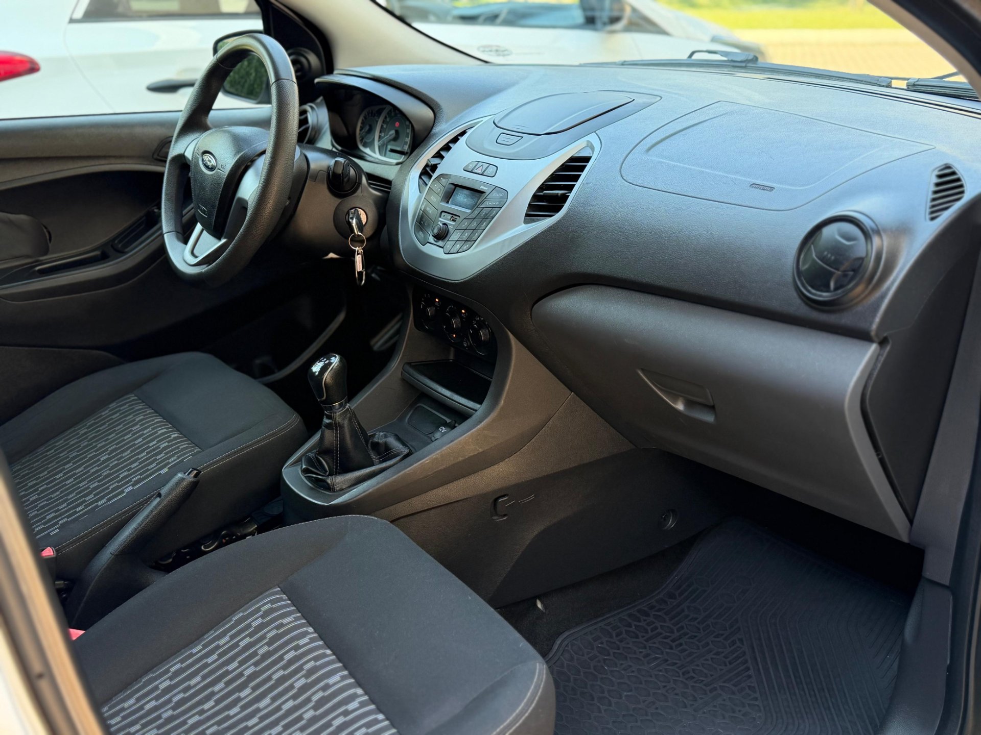 FORD KA