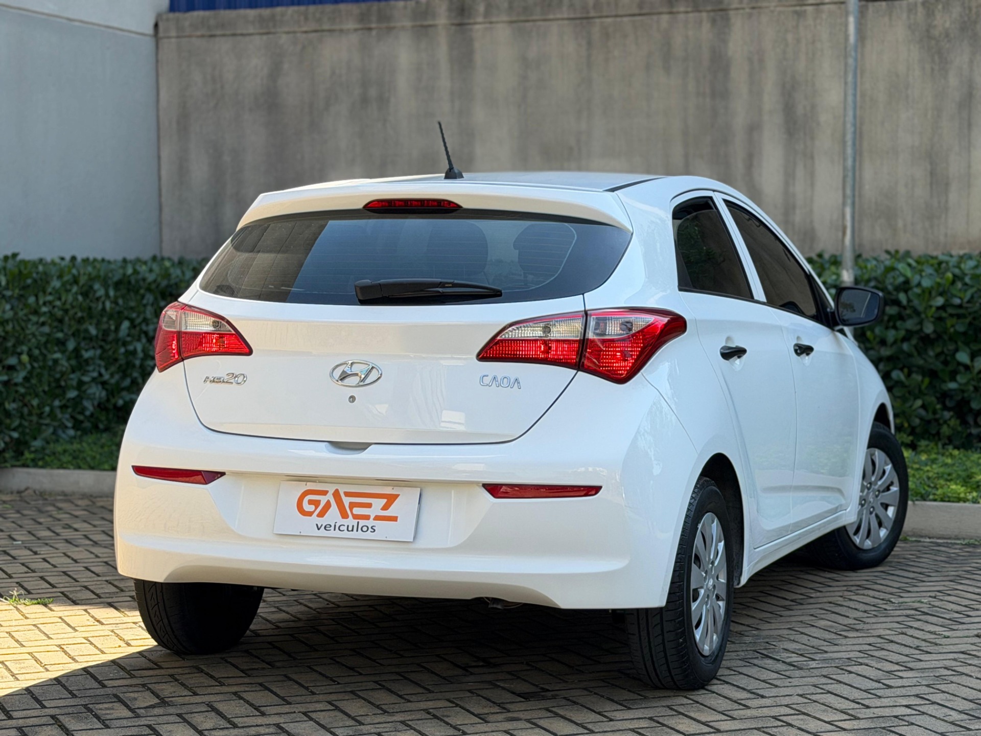 HYUNDAI HB20