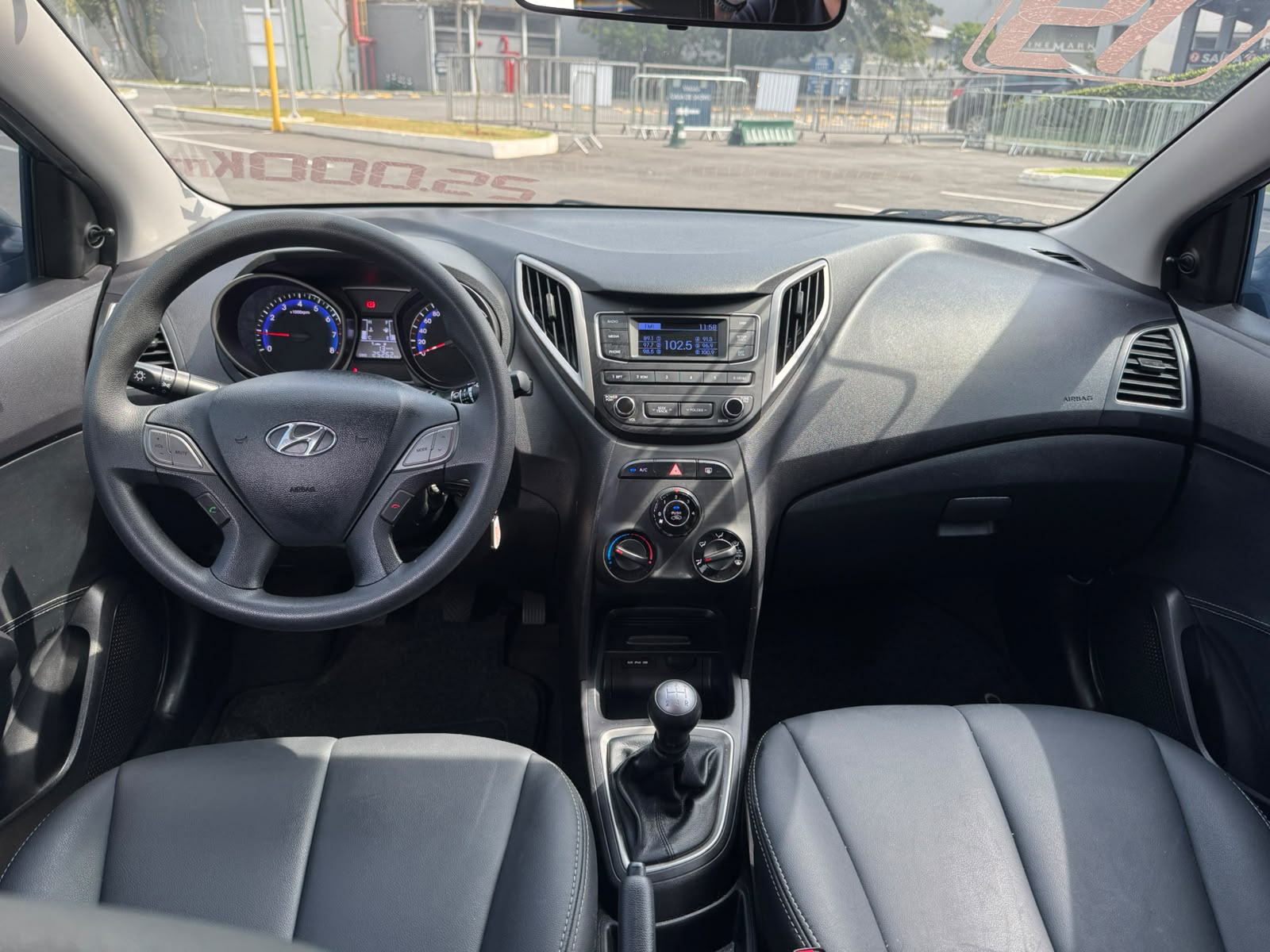 HYUNDAI HB20