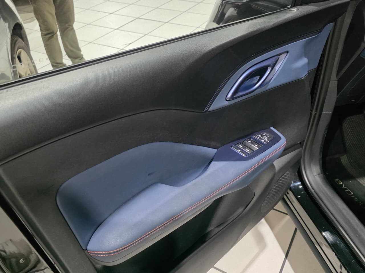 BYD DOLPHIN MINI